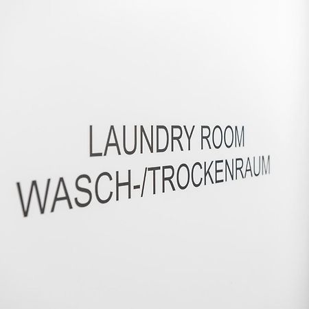 Stayy Flagship Limmattal - Contactless Check-In Schlieren Exterior foto