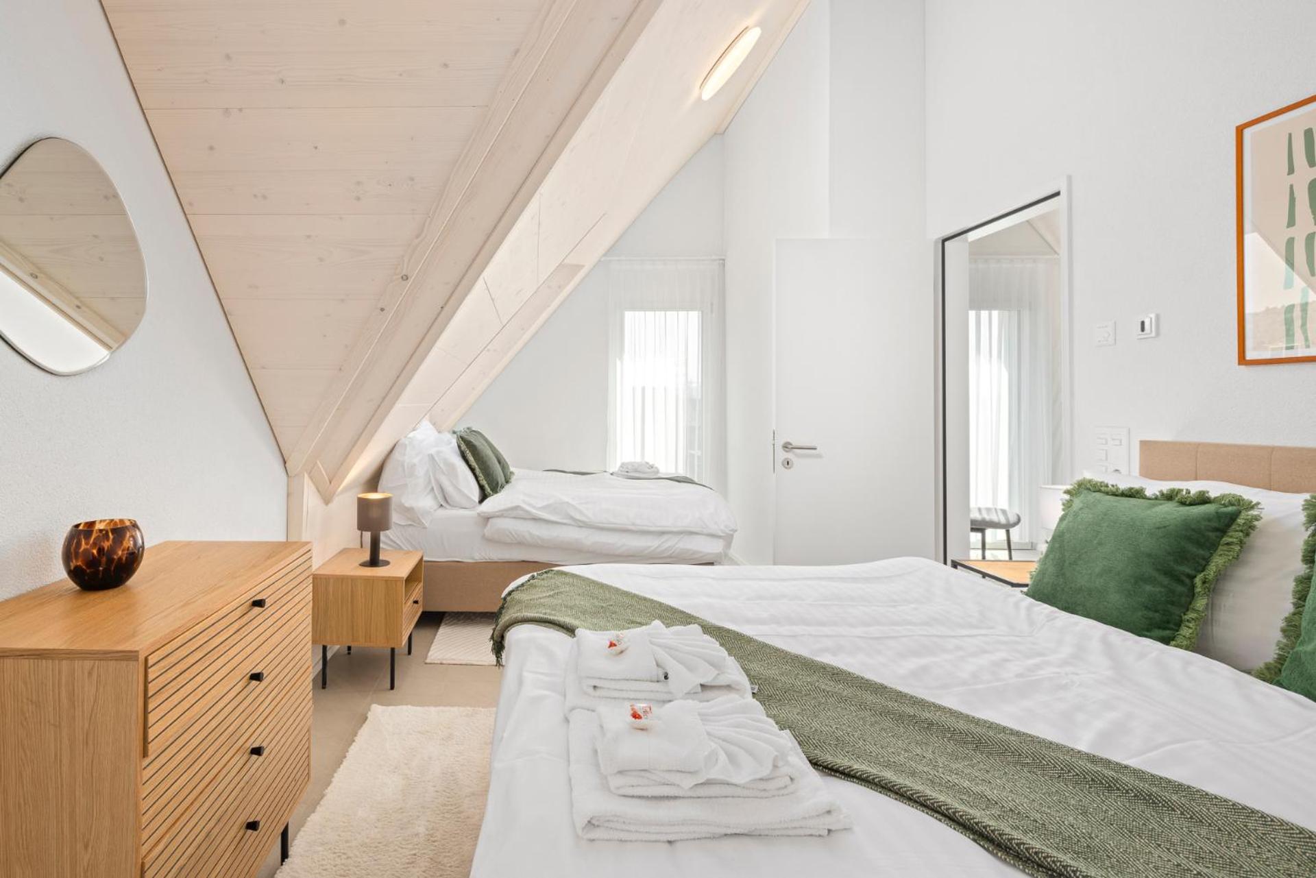 Stayy Flagship Limmattal - Contactless Check-In Schlieren Exterior foto